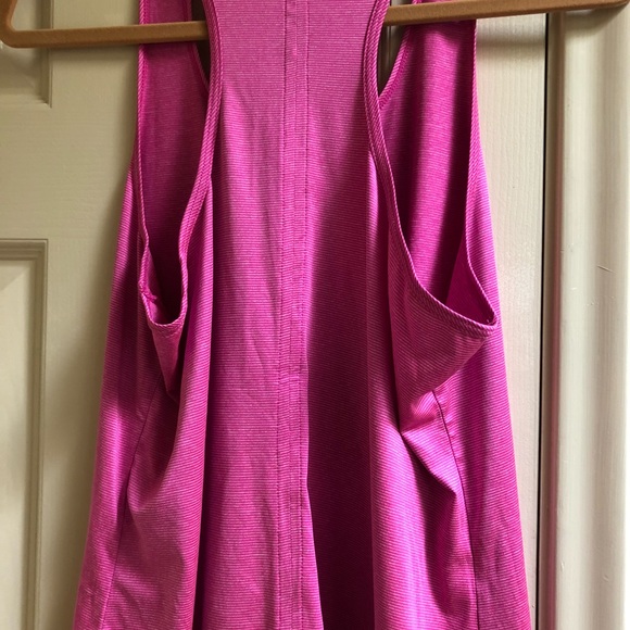 Exercise top. - Picture 2 of 2